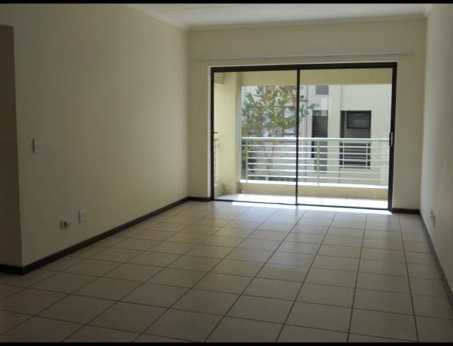 1 BEDROOM APARTMENT FOR SALE IN BRYANSTON